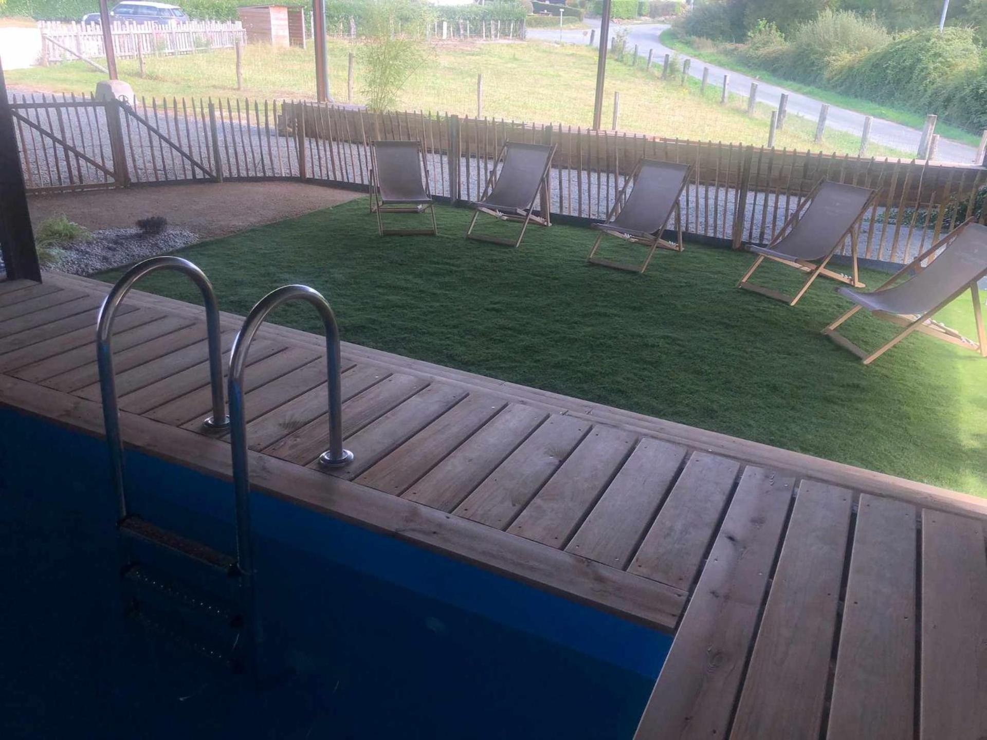 Le Petit Monty Gite Cote Etang Saint-Malo-du-Bois Kültér fotó