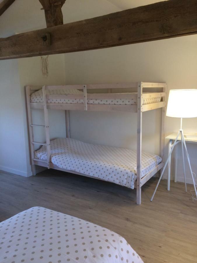 Le Petit Monty Gite Cote Etang Saint-Malo-du-Bois Kültér fotó