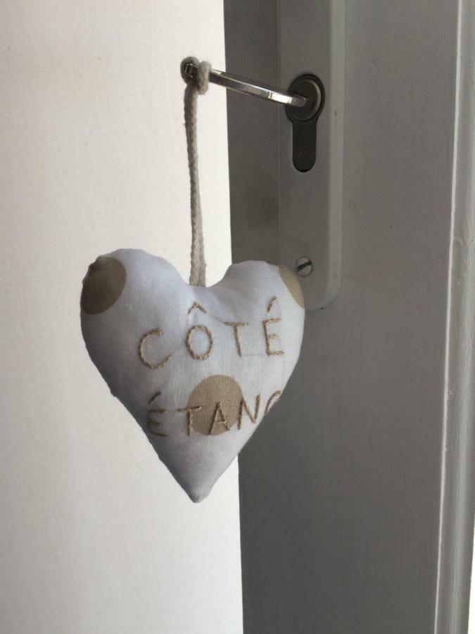 Le Petit Monty Gite Cote Etang Saint-Malo-du-Bois Kültér fotó